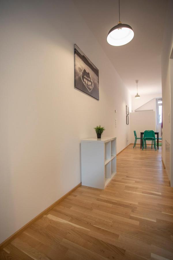 Innsbruck Urban Apartment I No Stairs I 24H Contactless Check-In Bagian luar foto